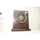 19th CENTURY OAK CASED MANTEL CLOCK WITH 8 DAY STRIKING MOVEMENT 30 CMS