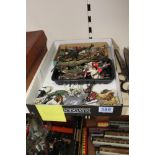 BRITAINS LEAD ZOO ANIMALS & OTHER SOLDIERS TOYS ETC