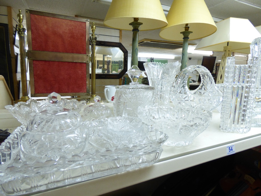 LARGE QUANTITY OF CUT GLASS ITEMS INCLUDING BASKET & VASES - Image 3 of 3