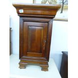 MAHOGANY BEDSIDE CABINET WITH KEY