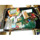 QUANTITY OF PLASTIC & METAL ANIMALS & SCENERY INCLUDING CORGI CHIPPERFIELDS CIRCUS CRANE TRUCK &