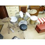 ARIA DRUM KIT, CYMBALS & STOOL