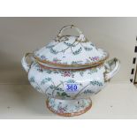 MINTON & CO, MEISSEN PATTERN TUREEN, CIRCA 1857, REPAIRS TO LID HANDLE