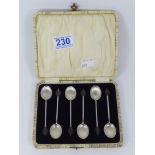 BOXED SET OF 6 HALLMARKED SILVER COFFEE BEAN SPOONS