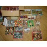 BOX OF VINTAGE JIGSAWS INCLUDING VICTORY