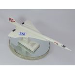 ROYAL WORCESTER CONCORDE MODEL, LIMITED EDITION OF 450, THE FINAL FLIGHT OF CONCORDE 2/10/2003