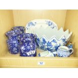 QUANTITY OF BLUE & WHITE CERAMIC ITEMS INCLUDING DELFT, BURLEIGH & ADAMS