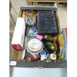 MIXED BOX CONTAINING CASH BOX, ASHTRAY & HEADPHONES