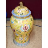 LARGE ORIENTAL STYLE CERAMIC LIDDED URN 62 CMS HIGH