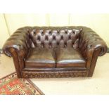 2 SEATER LEATHER CHESTERFIELD SOFA