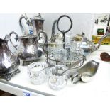 QUANTITY OF VINTAGE PLATED ITEMS INCLUDING CONDIMENT SET & TEAPOT