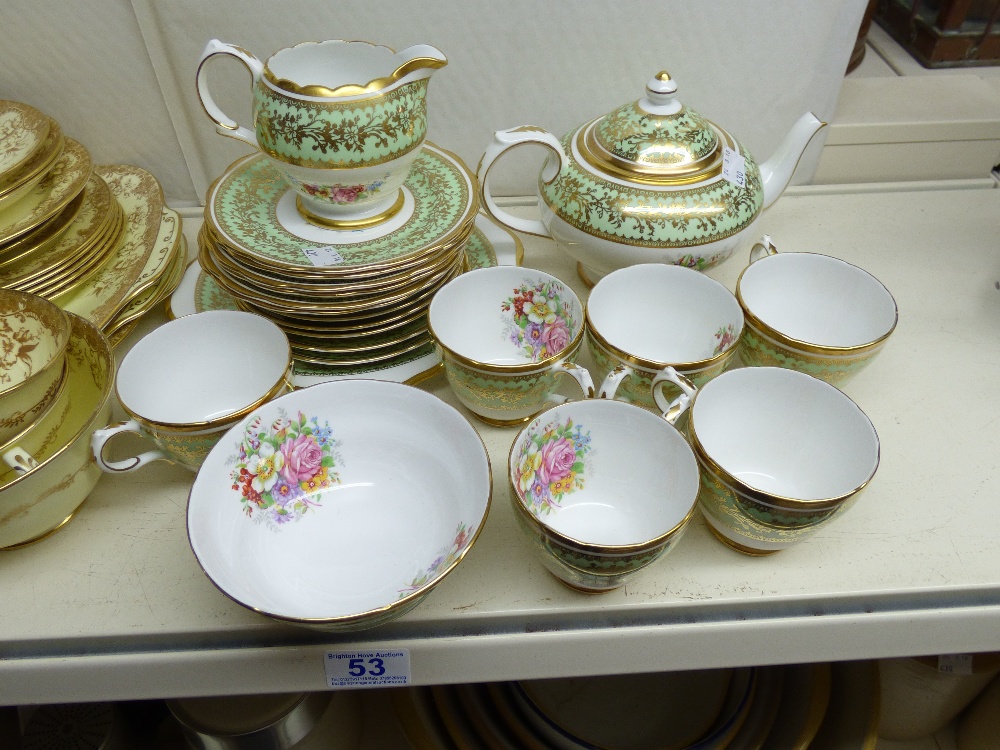 QUANTITY OF CROWN STAFFORDSHIRE & GROSVENOR CERAMICS - Image 2 of 6