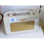 VINTAGE STYLE ROBERTS RADIO