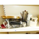 QUANTITY OF KITCHENALIA INCLUDING ICE BUCKET & STAINLESS STEEL SERVING TRAYS