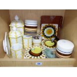 MIXED LOT INCLUDING HARRODS CERAMICS & WADE PIN TRAYS