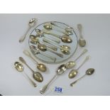 QUANTITY OF HALLMARKED SILVER SPOONS, INCLUDING GEORGIAN & VICTORIAN 305.43 RAMS
