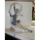 NAO FIGURE DANCER WITH VEIL, GREY 00185