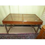 VINTAGE COUNTERTOP DISPLAY CABINET 142 X 71 CMS