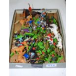 QUANTITY OF BRITAINS KNIGHTS, MILITARY SOLDIERS, ARABS, BANDITS, HORSES : BRITAINS DEETAIL PLASTIC