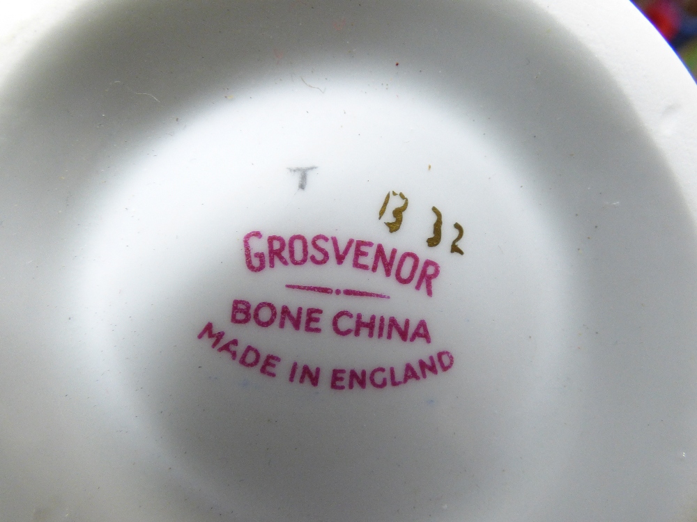 QUANTITY OF CROWN STAFFORDSHIRE & GROSVENOR CERAMICS - Image 6 of 6