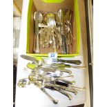 QUANTITY OF FLATWARE