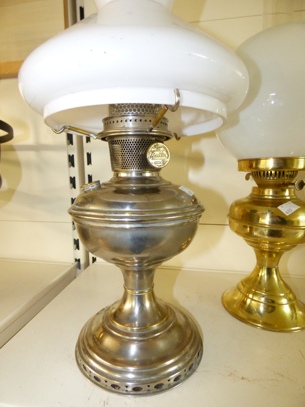 2 X OIL LAMPS, 1 X BRASS & 1 X WHITE METAL BASED - Image 2 of 5