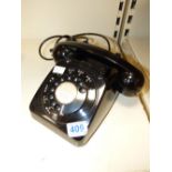BLACK 1960s / 70s TELEPHONE