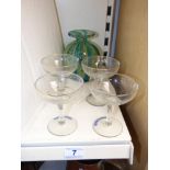 4 VINTAGE BABYCHAM GLASSES + 1 MDINA GLASS