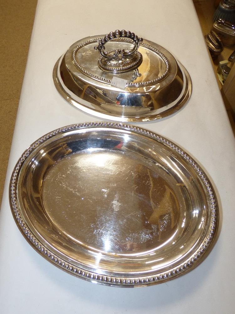 TWO SILVER PLATED CENTRE DISHES, A SWING HANDLE BASKET AND A 2 HANDLED CUP (APPROX 20CM TALL) - Image 2 of 6