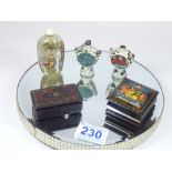 2 X CLOISONNE SNUFF BOTTLES, GLASS SNUFF BOTTLE + 2 SNUFF BOXES