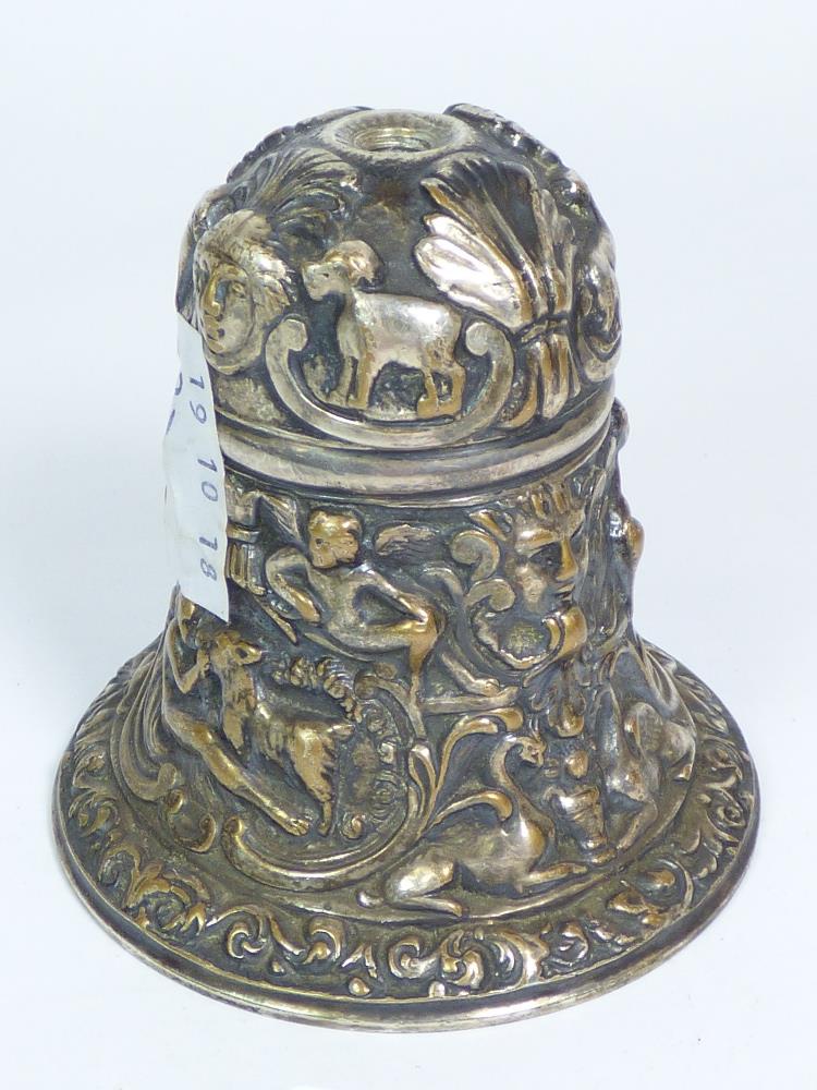 A WHITE METAL BELL, MARKED "OLD FLORENTINE BELL" GORHAM. 6.5 CM TALL - Image 2 of 4