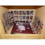A LARGE COLLECTION OF 1990'S BASKETBALL CARDS, OVER 700 CARDS IN SLEEVE PAGES INCLUDING FLEER,