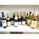 13 X MIXED BOTTLES OF ALCOHOL INCLUDING CHAMPAGNE, WHISKY AND MORE