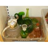 MIXED BOX OF GLASS ITEMS INCLUDING VASES, BOTTLES AND MORE