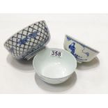 A PAIR OF CHINESE PORCELAIN BLUE AND WHITE BOWLS, TOGETHER WITH AN IMARI BOWL