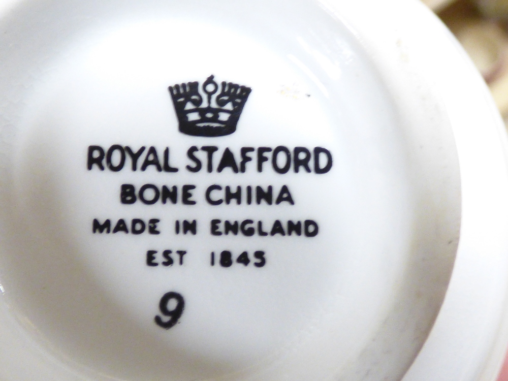 MIXED BONE CHINA TEA SETS INCLUDING RICHMOND & ROYAL COUNTESS, ROYAL ALBERT (INCOMPLETE SETS) - Image 4 of 4