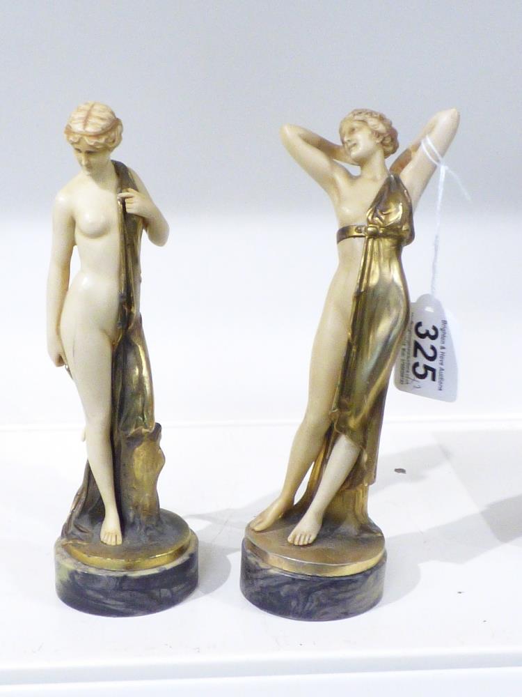 A PAIR OF ART DECO STYLE FIGURES OF LADIES AFTER FREISS (22 CM TALL)