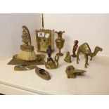 A QUARTZ CARRIAGE CLOCK AND MIXED SMALL BRASSWARE ITEMS, A CAMEL, BOYS, BRUSH SET ETC