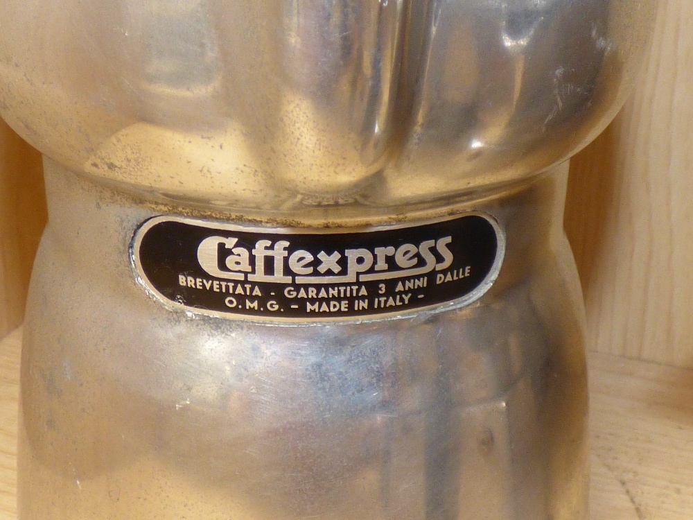 FIVE VINTAGE ALUMINIUM COFFEE POTS INCLUDING CAFFEXPRESS + 1 OTHER - Image 3 of 3