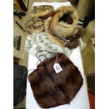 FAUX SNAKE SKIN HANDBAG, A FUR HAT, A FUR MUFF AND A STOLE