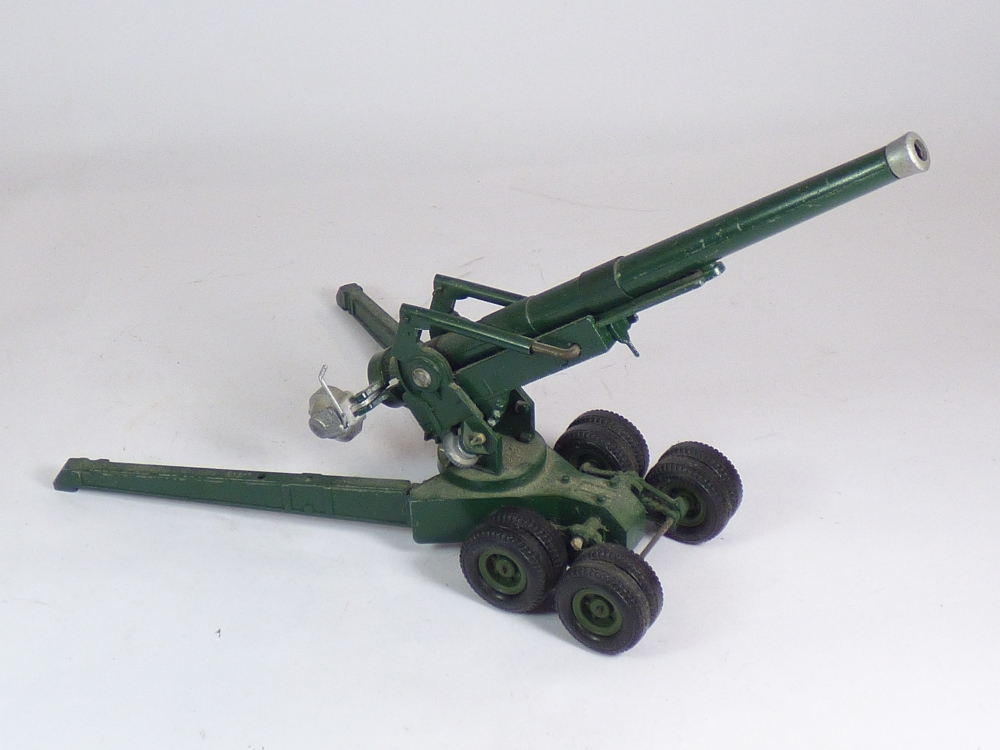 4 MILITARY DIECAST CANNON / FIELD GUNS INC MECCANO & BRITAINS - Image 11 of 15