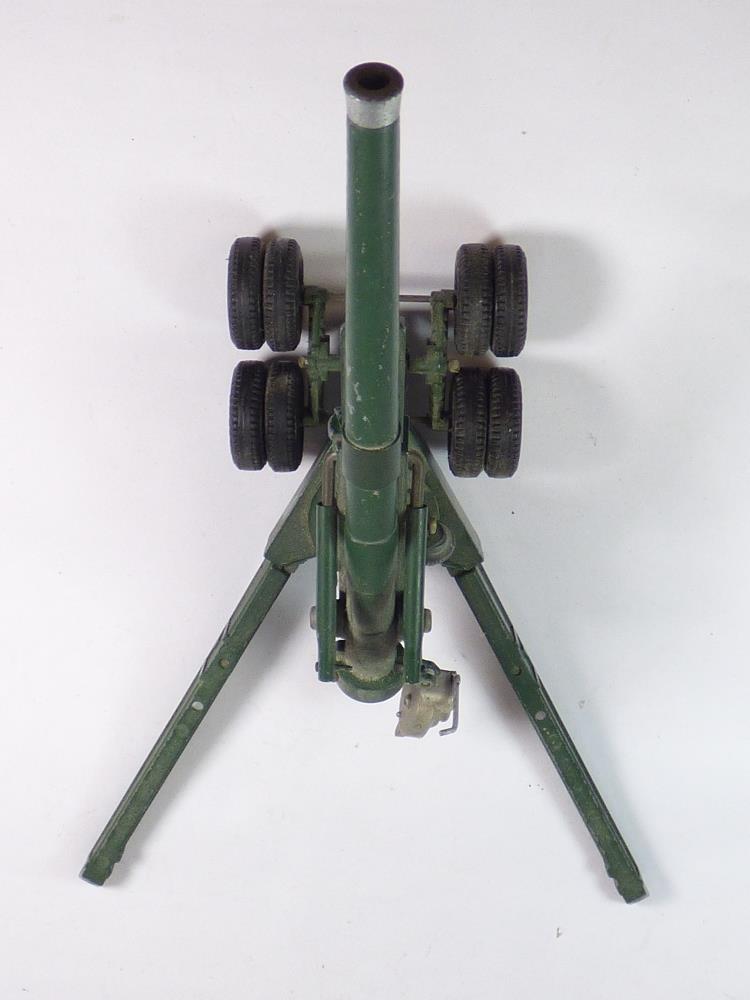 4 MILITARY DIECAST CANNON / FIELD GUNS INC MECCANO & BRITAINS - Image 12 of 15