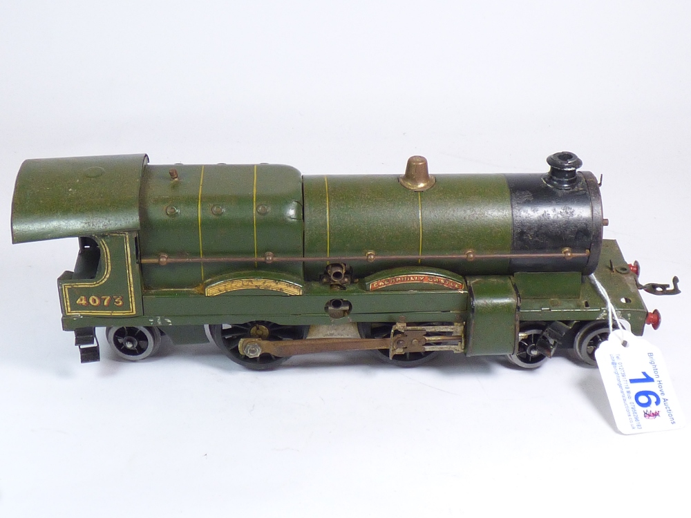 HORNBY CAERPHILLY CASTLE LOCO AND TENDER, O GAUGE, ELECTRIC MOTOR. A/F UNTESTED - Image 5 of 18