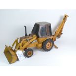 ERTL DIE CAST CASE 580 BACKHOE CONSTRUCTION KING (MADE IN THE USA)