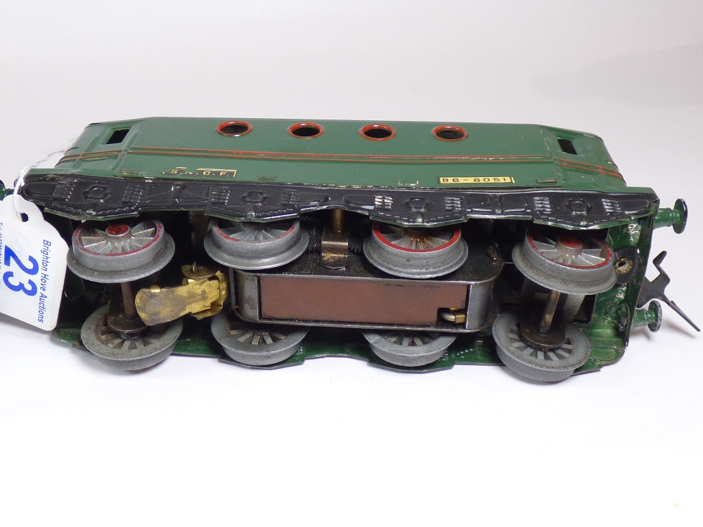 FRENCH HORNBY OBBV LE MISTRAL ELECTRIC TRAINSET CONTAINING ENGINE, 2 COACHES, TRACK WITH ORIGINAL - Image 17 of 19