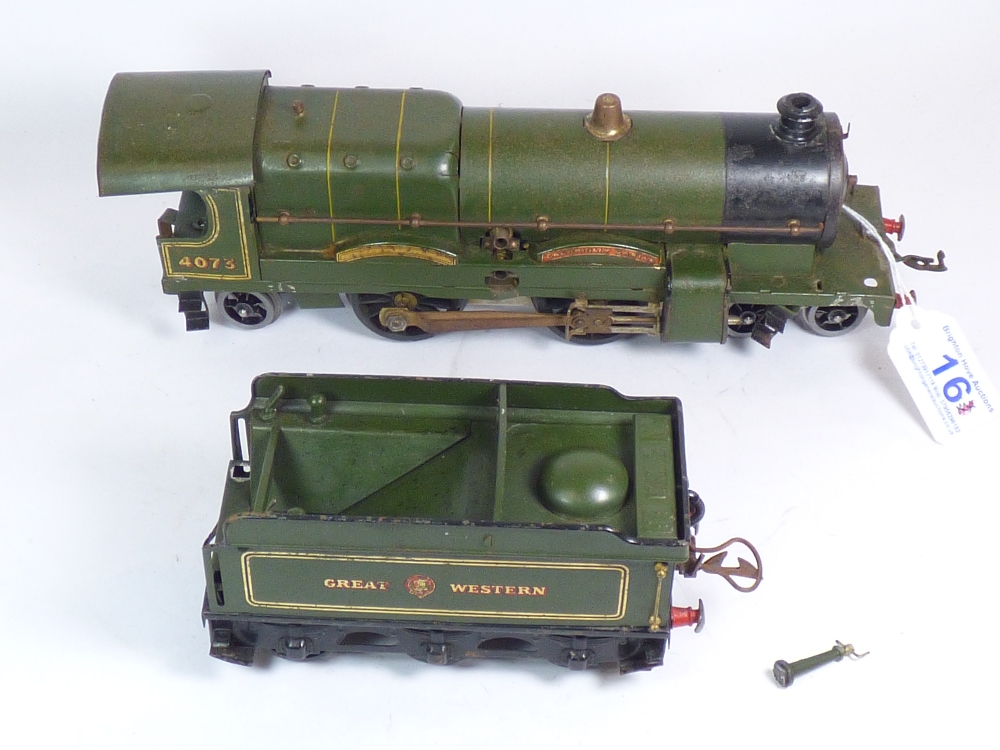 HORNBY CAERPHILLY CASTLE LOCO AND TENDER, O GAUGE, ELECTRIC MOTOR. A/F UNTESTED - Image 2 of 18