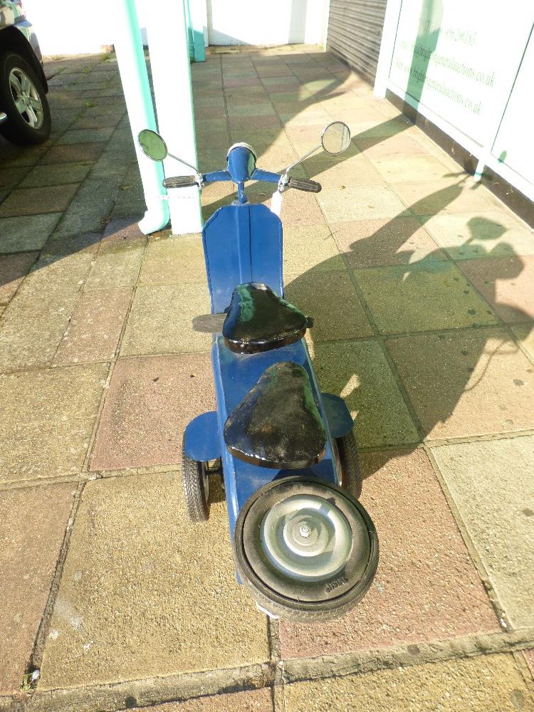 PEDAL LAMBRETTA SCOOTER BY M.G OF FRANCE (Morellet Guérineau) COLOUR BLUE - Image 3 of 5