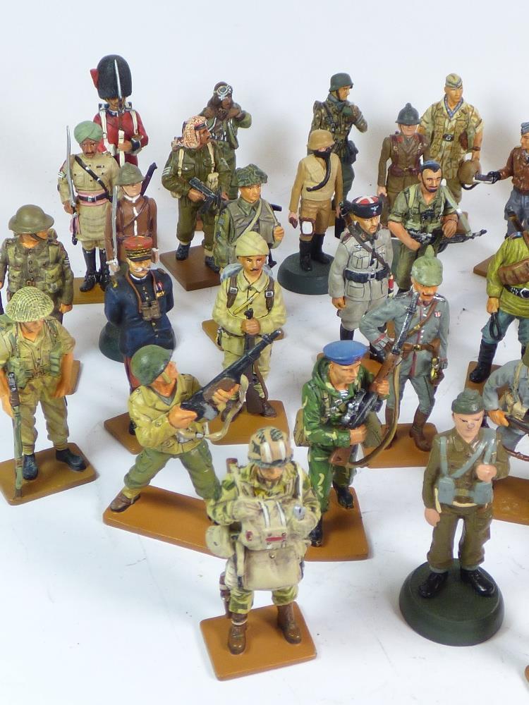 A LARGE COLLECTION OF DEL PRADO FIGURES - MILITARY - Image 4 of 9