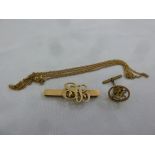 9ct gold tie pin, 9ct gold tie clip and a 9ct gold chain, approx total weight 13.8g