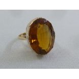 9ct yellow gold citrine ring, approx total weight 6.5g